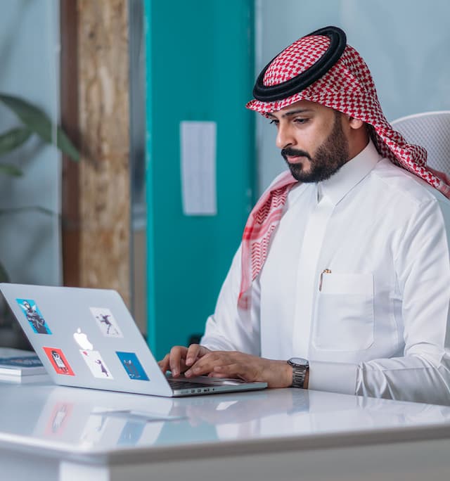 Compelling Data  for fintech in saudi